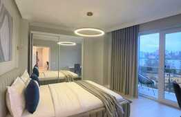 Apartament de lux, 55 mp, parcare, terasa, zona Platinia