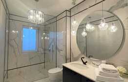 Apartament de lux, 55 mp, parcare, terasa, zona Platinia