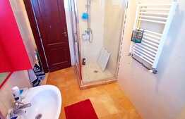 Casa 4 camere, 150 mp utili, zona rezidentiala, Bunloc, Sacele