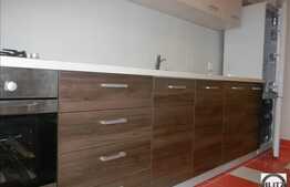 Inchiriere 1 camera, decomandat, 42 mp utili, zona Polus, prima inchiriere