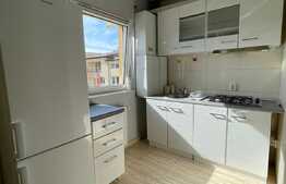 Garsoniera de 49 mp, parcare, zona Vivo 