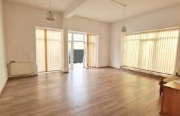 Pret oportun! Spatiu comercial de 63.5 mp, 2 parcari, destinatie multipla, zona Porii