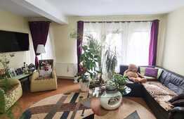 Casa tip duplex, strada privata, 290 mp teren, 2 parcari, zona Terra