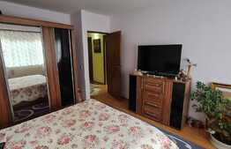 Casa tip duplex, strada privata, 290 mp teren, 2 parcari, zona Terra