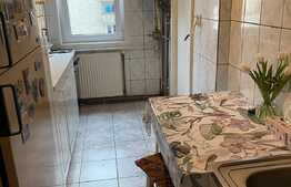 Apartament doua camere, etaj intermediar, zona Calea Floresti