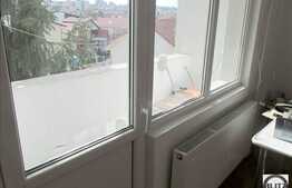 Recent renovat, 4 camere decomandate, 88 mp, zona Diana. Garaj si boxa!