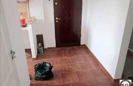 Recent renovat, 4 camere decomandate, 88 mp, zona Diana. Garaj si boxa!