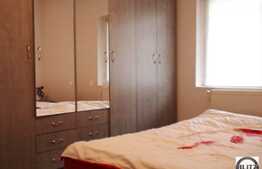 De vanzare apartament cu 3 camere, 66 mp utili , cu garaj