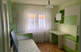 Apartament de 3 camere, 72 mp, renovat recent, zona strazii Muresului