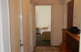 2 camere decomandate, 48 mp utili, mobilat clasic, zona Calea Floresti!