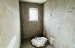 Apartament 3 camere, 78 mp, garaj individual, gradina! Zona Vivo!