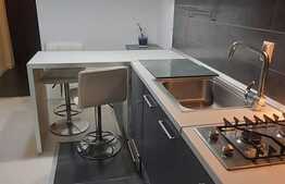 Garsoniera de 37 mp, etaj intermediar, imobil nou, zona Eroilor