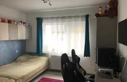 Apartament 3 camere, 80 mp, etaj intermediar! zona Sesul de Sus