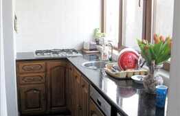 4 camere de vanzare, decomandat, 120 mp utili, zona Plopilor, cu garaj