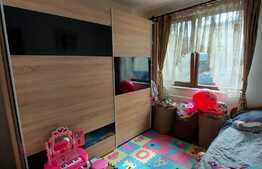 Apartament 3 camere, 54mp, gradina 60mp, parcare cu CF, zona Terra!