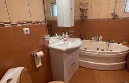 Apartament 3 camere, 72 mp, parcare! Oportunitate!