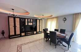 Casa de 290 mp utili, panorama, Codlea!