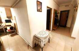 Apartament 3 camere, 70 mp, decomandat, etaj intermediar