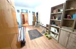 Apartament 3 camere, 70 mp, decomandat, etaj intermediar