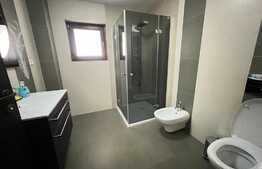 Vila / Casa de vis, cu teren 2000 mp in Stupini