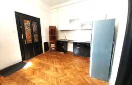 Apartament 3 camere, semidecomandat, Centrul Istoric