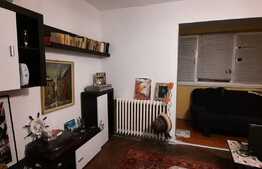 Apartament de 3 camere decomandat, zona strazii Parang