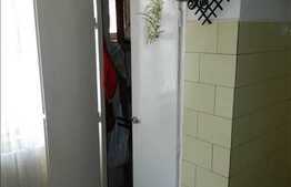 Apartament 2 camere de vanzare, 51 mp utili, zona linistita, cu boxa, parcare