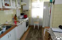 Apartament 2 camere de vanzare, 51 mp utili, zona linistita, cu boxa, parcare