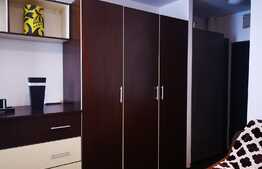 Garsonieră de 26 mp, etaj intermediar, zona Tractorul