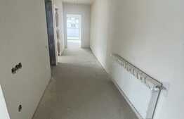 Apartament 3 camere, semifinisat, cu CF, 84 mp, terasa 32 mp, zona VIVO!