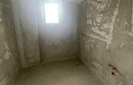 Apartament 3 camere, semifinisat, cu CF, 84 mp, terasa 32 mp, zona VIVO!