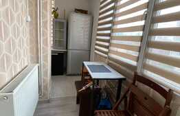 Apartament de 3 camere, decomandat, zona strazii Detunata