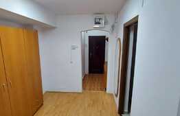 Apartament de 3 camere decomandate, 66 mp, 2 balcoane, panorama, zona Parang
