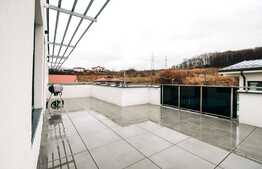 Penthouse exclusivist cu 6 camere pe 2 niveluri, 146 mp, mobilat lux, terasa circulara 70 mp, 2 parcari, zona Campului 