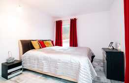 Penthouse exclusivist cu 6 camere pe 2 niveluri, 146 mp, mobilat lux, terasa circulara 70 mp, 2 parcari, zona Campului 