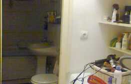 Vanzare 3 camere, 63 mp, etaj intermediar, zona Hotel Royal. Loc de parcare!