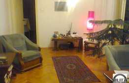 Vanzare 3 camere, 63 mp, etaj intermediar, zona Hotel Royal. Loc de parcare!