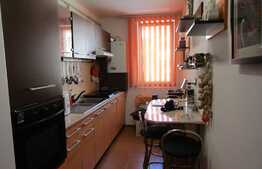 Garsoniera 41 mp, decomandata, zona strazii Eroilor! Cu parcare!