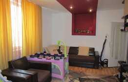 Garsoniera 41 mp, decomandata, zona strazii Eroilor! Cu parcare!