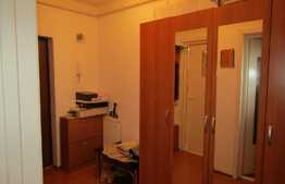 Garsoniera 41 mp, decomandata, zona strazii Eroilor! Cu parcare!