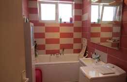 Garsoniera 41 mp, decomandata, zona strazii Eroilor! Cu parcare!