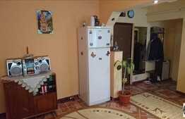 De vanzare apartament 3 camere, 60 mp, zona strazii Bucegi