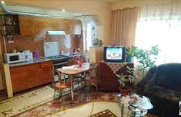 De vanzare apartament 3 camere, 60 mp, zona strazii Bucegi