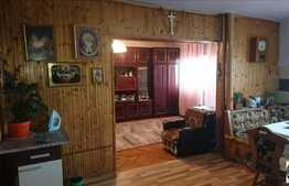 De vanzare apartament 3 camere, 60 mp, zona strazii Bucegi