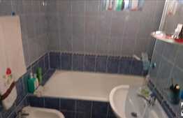 De vanzare apartament 3 camere, 60 mp, zona strazii Bucegi