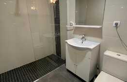 Apartament 3 camere, 68 mp, parcare, zona Terra