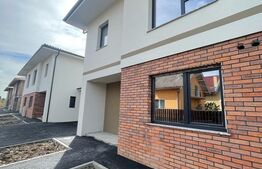 Complex privat de case cuplate, garaj, 210 mp teren, zona de case! 