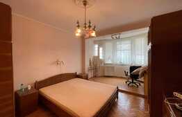 Apartament de 3 camere, decomandat, 2 parcari, zona strazii Nicolae Titulescu