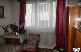 Vanzare apartament cu 2 camere, 46 mp, orientare E-V