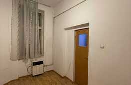 Oportunitate de investiție în zona centrală! Garsonieră decomandată, 23 mp, tavan înalt!